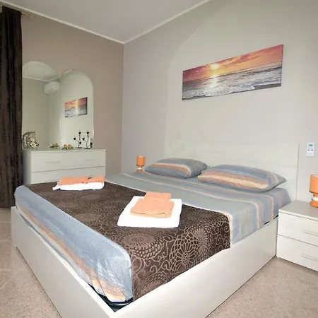 Holiday home Lumari Syracuse
