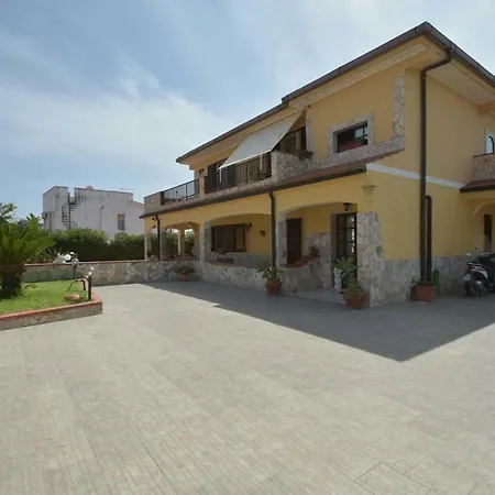 Lumari Holiday home Syracuse
